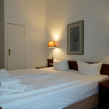 Hotel Pension Xantener Eck Berlin Kültér fotó