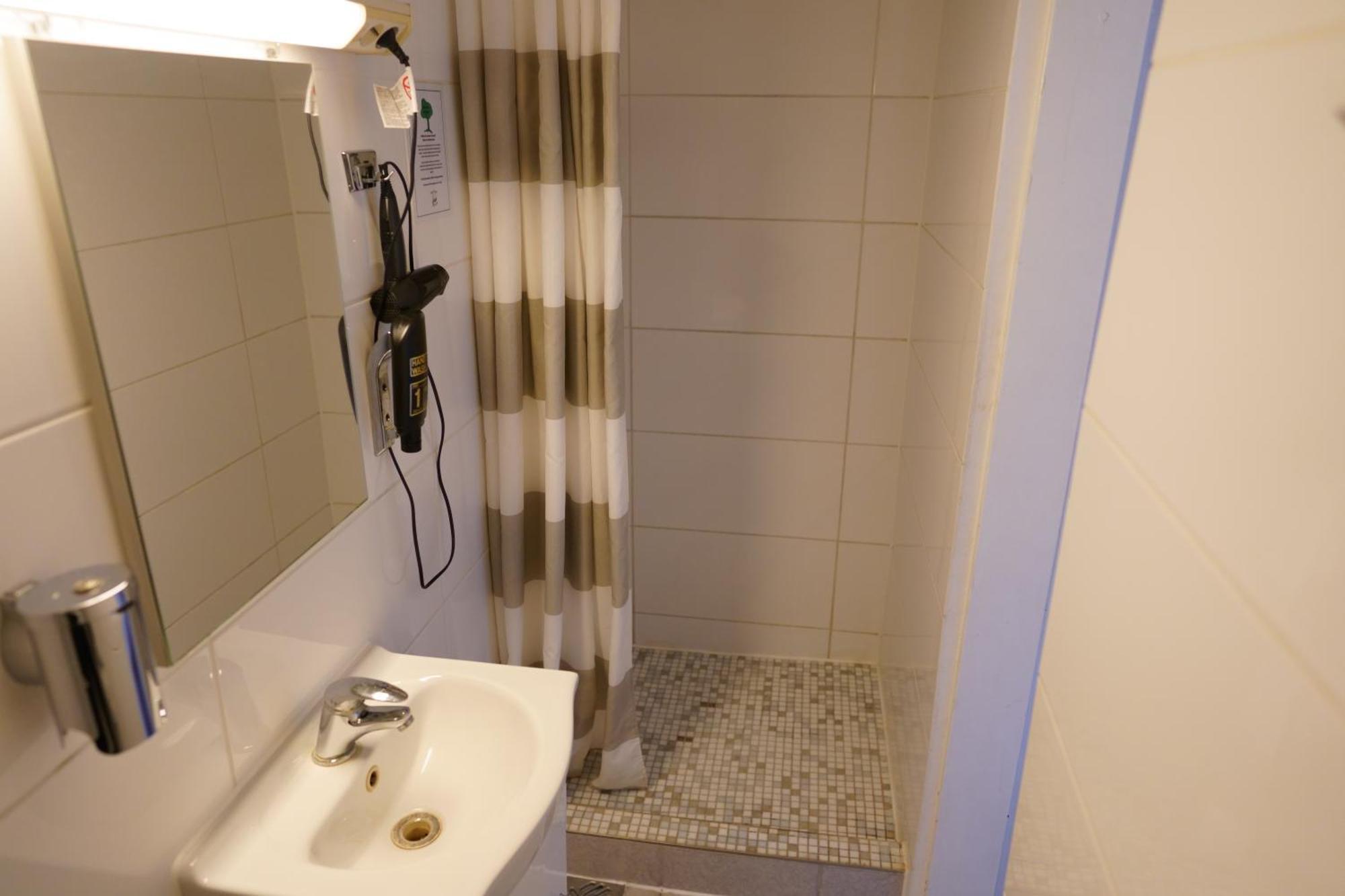 Hotel Pension Xantener Eck Berlin Kültér fotó