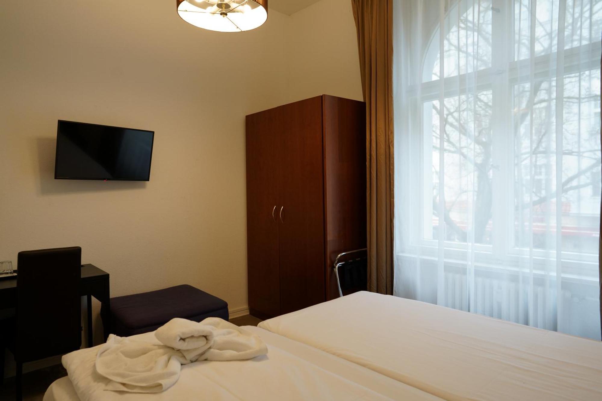 Hotel Pension Xantener Eck Berlin Kültér fotó