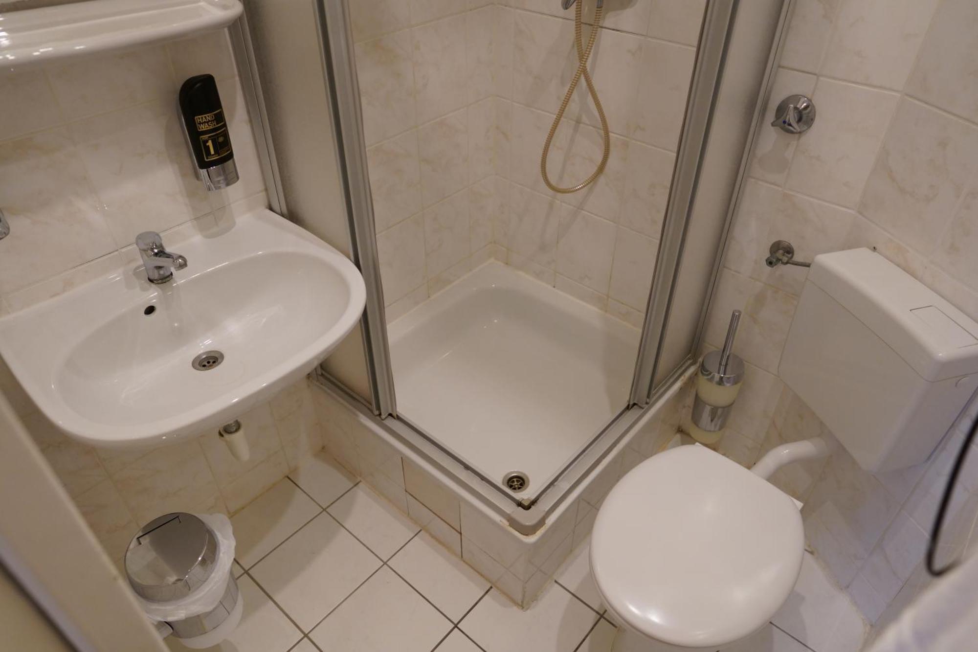 Hotel Pension Xantener Eck Berlin Kültér fotó